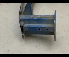 RINFORZO TRAVERSA PARAURTI SUPPORTO ANTERIORE MAZD - 16