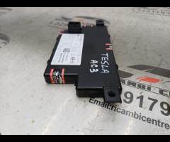 CENTRALINA CHIUSURA CENTRALIZZATA TESLA MODEL Y 20 - 7