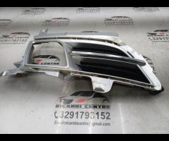 MASCHERINA FENDINEBBIA PARAURTI ANTERIORE DESTRA D - 11