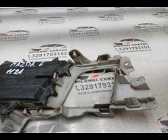 MASCHERINA FENDINEBBIA PARAURTI ANTERIORE DESTRA D - 17