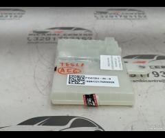 CENTRALINA CONTROLLO PORTA RICARICA TESLA MONDEL Y - 10