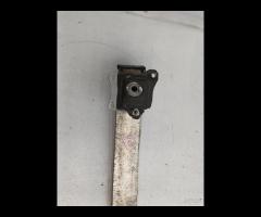 RINFORZO TRAVERSA PARAURTI SUPPORTO POSTERIORE AUD - 17