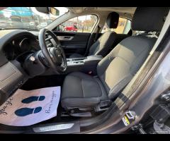 Jaguar XF 2.0 D 163 CV Prestige -Automatica