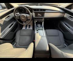 Jaguar XF 2.0 D 163 CV Prestige -Automatica - 11