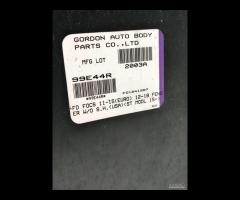 PARAFANGO ANTERIORE DESTRO DX FORD FOCUS III BJ 20 - 21