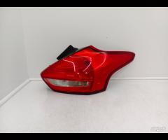FARO FANALE STOP POSTERIORE DX FORD FOCUS III BJ 2