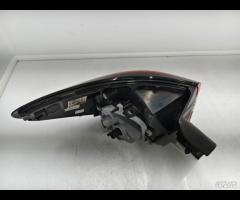 FARO FANALE STOP POSTERIORE DX RENAULT CAPTUR I 26 - 9