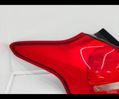 FARO FANALE STOP POSTERIORE SX FORD FOCUS III BJ 2