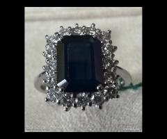 ANELLO ORO 18kt. DIAMANTI E ZAFFIRO OTTAGONALE