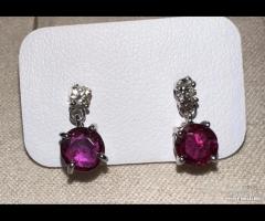 ORECCHINI ORO 18kt. CON DIAMANTI E RUBINI TONDI