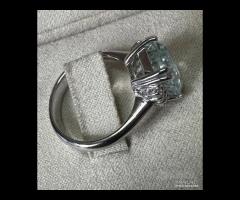 ANELLO ORO 18kt. DIAMANTI ED ACQUAMARINA NATURALE