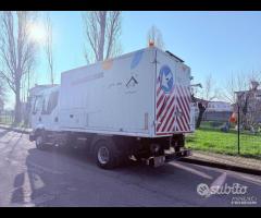 Renault-6 POSTI-PARI AL NUOVO 4O.OOO KM OK PERMUTE