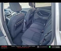 Ford C-Max 1.6 TDCi 115CV Titanium - 11