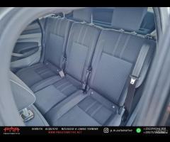 Ford C-Max 1.6 TDCi 115CV Titanium - 12