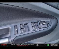 Ford C-Max 1.6 TDCi 115CV Titanium - 17