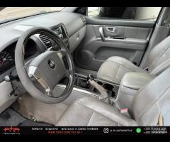 Kia Sorento 2.5 16V CRDI 4WD Active - 6