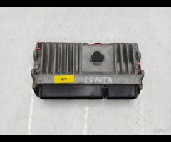 CENTRALINA MOTORE ECU 2ZR-FXE  1.8B HYBRID TOYOTA