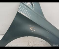 PARAFANGO ANTERIORE DESTRO MERCEDES B180 W246 2011