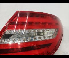 FARO FANALE STOP POSTERIORE DX MERCEDES C220 W204 - 9