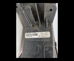 FARO FANALE STOP POSTERIORE DX JAGUAR F-PACE X761 - 18