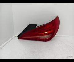 FARO FANALE STOP POSTERIORE DX MERCEDES C117 2013-