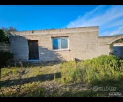 Fabbricato con terreno - 1