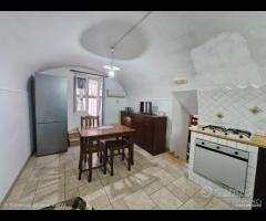 Via D'Alessandro , Intero stabile - 13