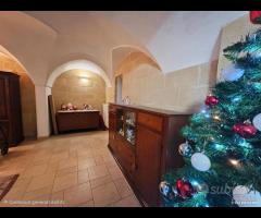 Via D'Alessandro , Intero stabile - 14