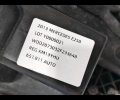 FARO FANALE ANTERIORE DESTRA BI-XENON MERCEDES C20 - 17