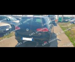 Ricambi VW Golf 7 1.6 D del 2014 motore CLH