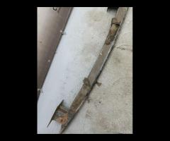 TRAVERSA RINFORZO PARAURTI POSTERIORE LAND ROVER F - 18
