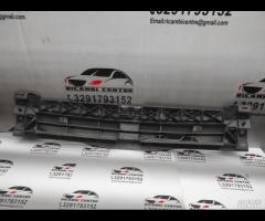 GRIGLIA STAFFA CENTRALE ANTERIORE RENAULT TRAFIC 6 - 7