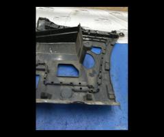 STAFFA DI MONTAGGIO PARAURTI POSTERIORE SINISTRA B - 16