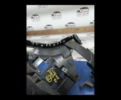 SUPPORTO STAFFA PARAURTI POSTERIORE SX LAND ROVER