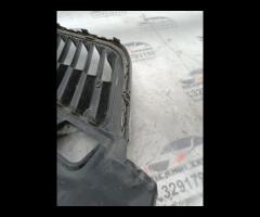 GRIGLIA PARAURTI ANTERIORE CENTRALE SUPERIORE SKOD - 17