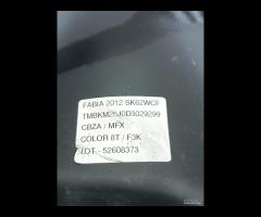 GRIGLIA PARAURTI ANTERIORE CENTRALE SKODA FABIA 20 - 9