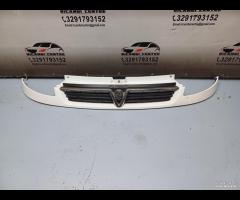 GRIGLIA PARAURTI ANTERIORE OPEL VIVARO 2004 820004