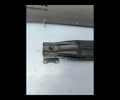 BARRA TRAVERSA RINFORZO PARAURTI ANTERIORE  VOLKSW