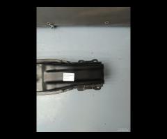 BARRA TRAVERSA RINFORZO PARAURTI ANTERIORE  VOLKSW