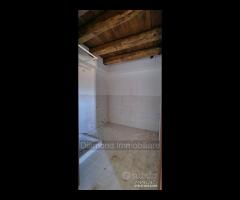 Casale ristrutturato con terreno DOC Solicchiata - 8