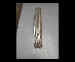 TRAVERSA RINFORZO PARAURTI POSTERIORE 2013 VOLVO V - 22