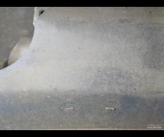 PARAURTI POSTERIORE CON SENSORE DI PARCHEGGIO AUDI - 22