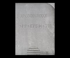 PARAURTI POSTERIORE SENSORI PARCHEGGIO DISCOVERY 4 - 24