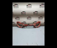 CALANDRA OSSATURA ANTERIORE 2013 FORD FOCUS Mk3 F1