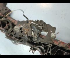 CALANDRA OSSATURA ANTERIORE 2013 FORD FOCUS Mk3 F1 - 16