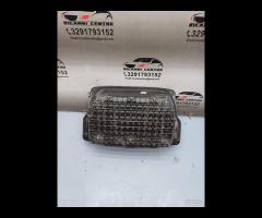 VASSOIO PORTAOGGETTI BAGAGLIAIO POSTERIORE TESLA M - 13