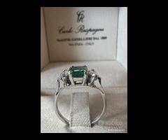 ANELLO ORO 18kt. DIAMANTI MARQUISE E SMERALDO