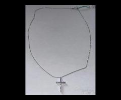 COLLANA CROCE ORO BIANCO 18kt. E DIAMANTI NATURALI