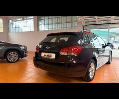Chevrolet Cruze 1.7 Diesel Station Wagon LT - 6