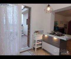 Appartamento con terrazzo a Castelferretti - 4